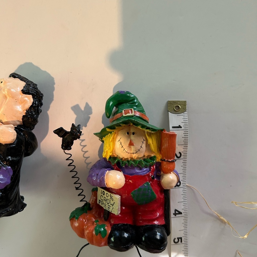5 PIECE FALL / HALLOWEEN LOT LEAVES & PUMPKIN WOOD DECOR & SCARECROW, DRACULA - Picture 9 of 12